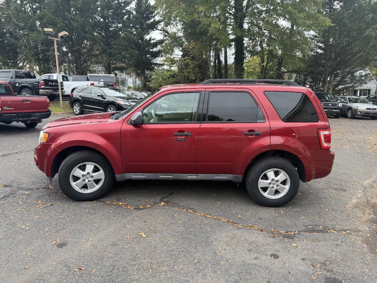 Used 2012 Ford Escape XLT FWD image 4