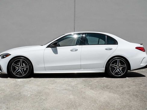 Used 2022 Mercedes-Benz C 300 4MATIC Sedan image 14