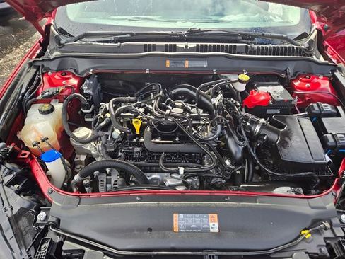 Used 2018 Ford Fusion SE w/ Fusion SE Technology Package image 26