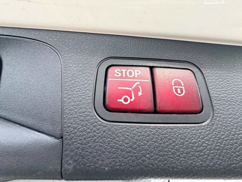 Used 2018 Mercedes-Benz GLC 300 image 64