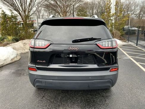 Used 2020 Jeep Cherokee Latitude Plus image 7