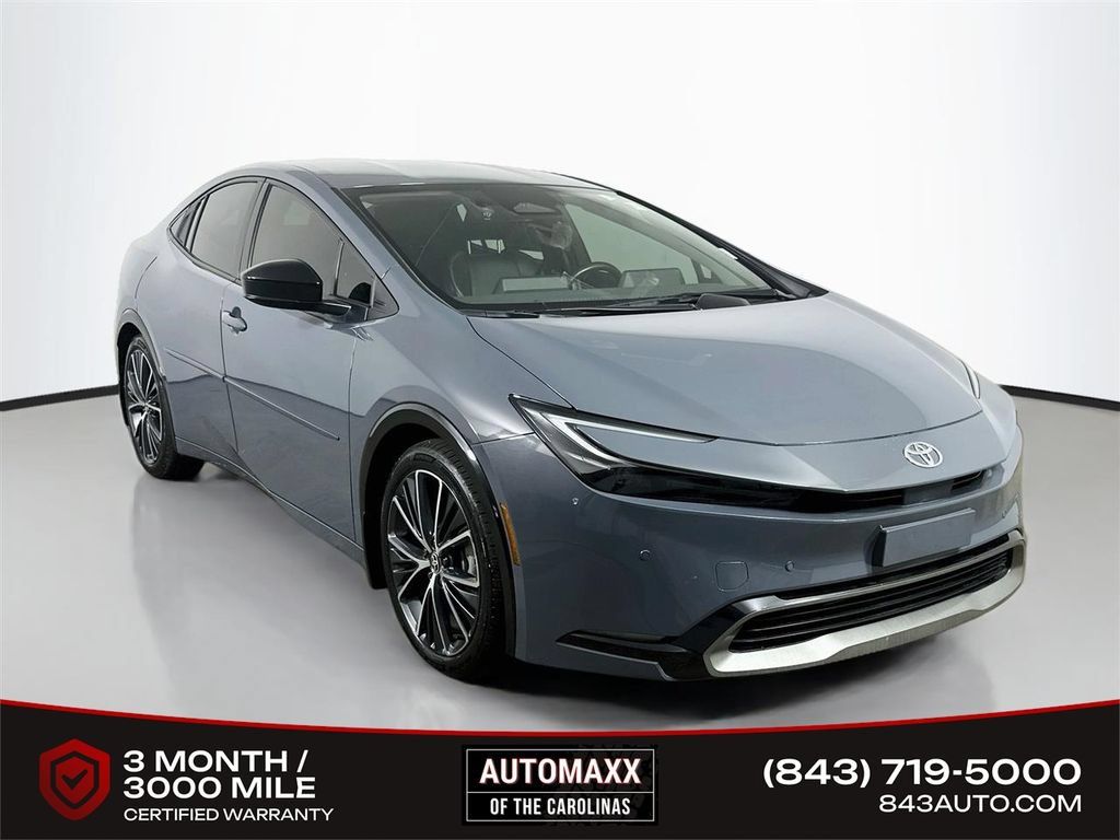 Used 2023 Toyota Prius XLE FWD image 1