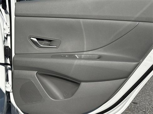 New 2026 Hyundai Elantra Blue image 16