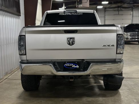 Used 2018 RAM 3500 Tradesman w/ Chrome Appearance Group image 2