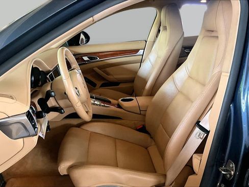 Used 2014 Porsche Panamera RWD image 7