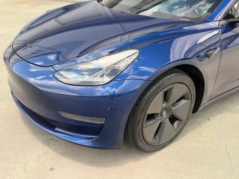 Used 2021 Tesla Model 3 Standard Range Plus RWD image 2