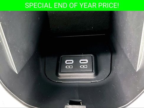 Used 2024 Toyota RAV4 XLE image 16