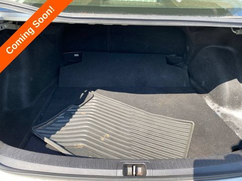 Used 2023 Toyota Corolla LE FWD image 29