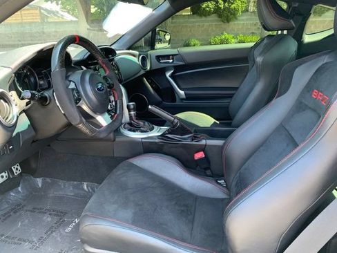 Used 2017 Subaru BRZ Limited w/ Popular Package #2 RWD image 9