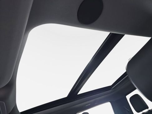 Used 2025 Ford F250 Lariat w/ Lariat Ultimate Package image 29