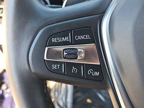 Used 2020 BMW 330i Sedan w/ Premium Package image 24