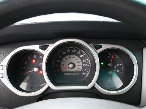 Used 2003 Toyota 4Runner Limited image 10