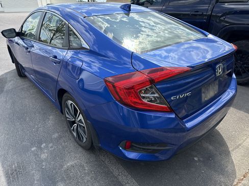 Used 2018 Honda Civic EX-T image 7