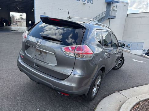 Used 2015 Nissan Rogue SL image 10