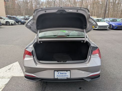 Certified 2023 Hyundai Elantra SEL FWD image 22