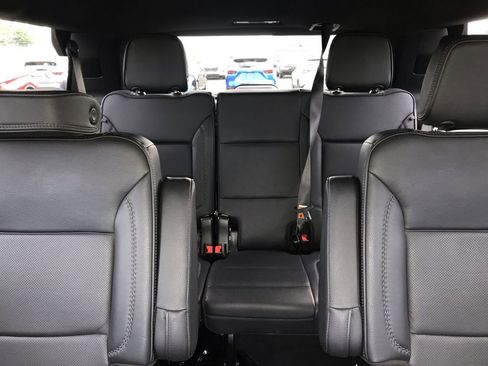 Used 2023 GMC Yukon Denali AWD/4WD image 23