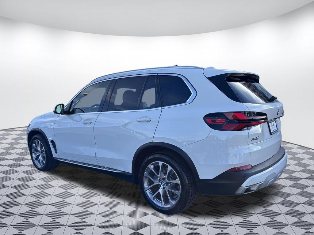 Used 2026 BMW X5 xDrive40i AWD/4WD image 5