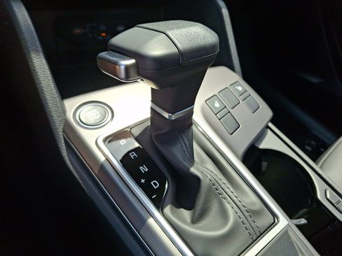 New 2026 Kia Sportage EX FWD image 7