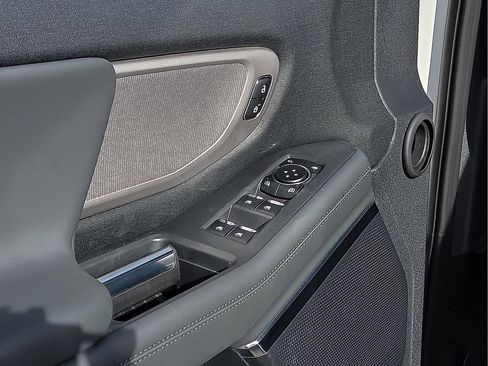 New 2026 Ford Expedition Active image 14