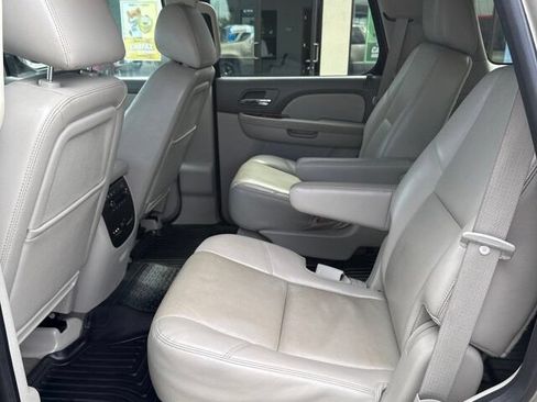 Used 2013 Chevrolet Tahoe LTZ AWD/4WD image 12