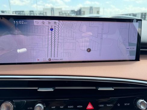 Certified 2026 Genesis GV70 2.5T Advanced image 16