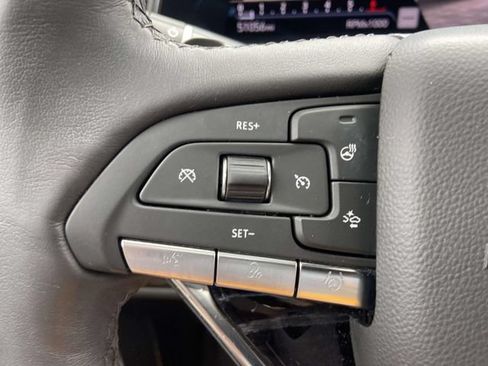 Used 2023 Cadillac Escalade Sport w/ Touring Package RWD image 18