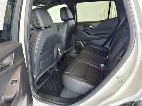 New 2026 Chevrolet Equinox LT AWD/4WD image 19