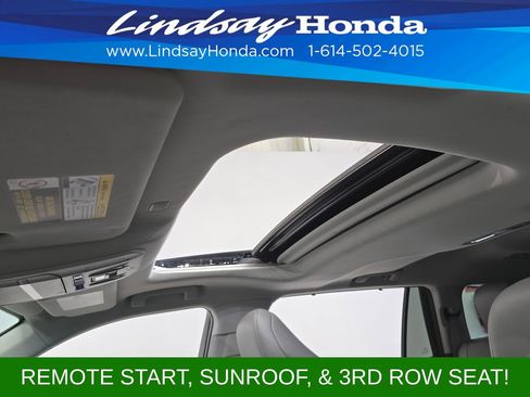 Used 2021 Toyota Highlander XLE AWD/4WD image 22