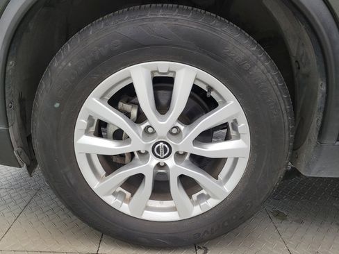 Used 2020 Nissan Rogue SV AWD/4WD image 31