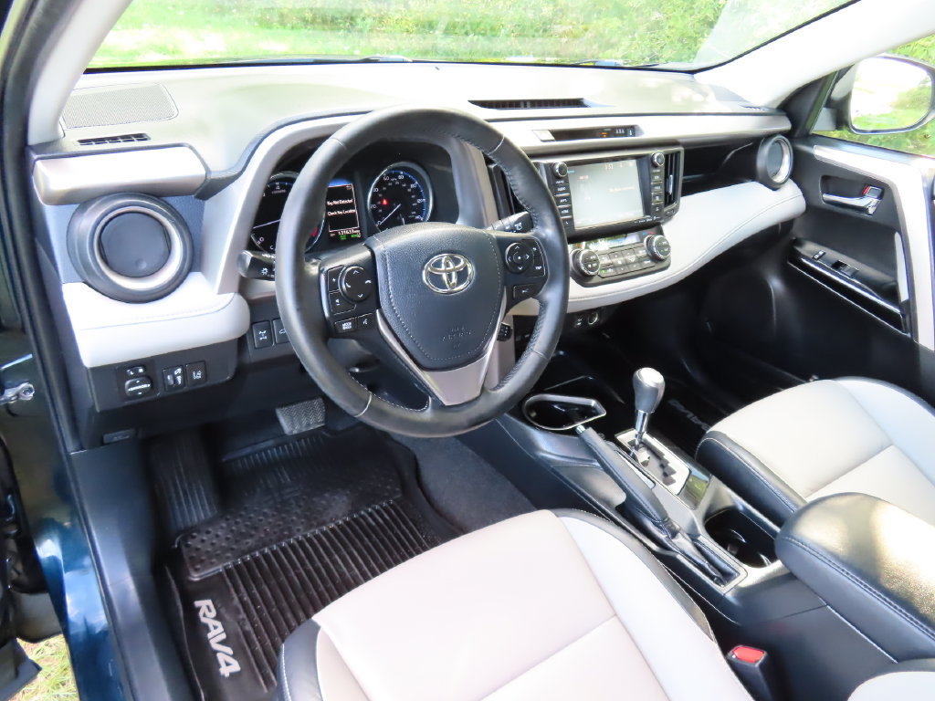 Used 2018 Toyota RAV4 Limited w/ All Weather Liner Package AWD/4WD image 28