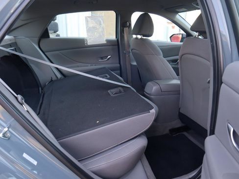 Used 2023 Hyundai Elantra SEL image 42