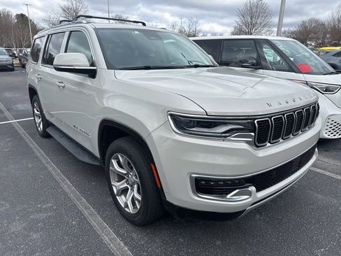 Used 2022 Jeep Wagoneer Series II image 4