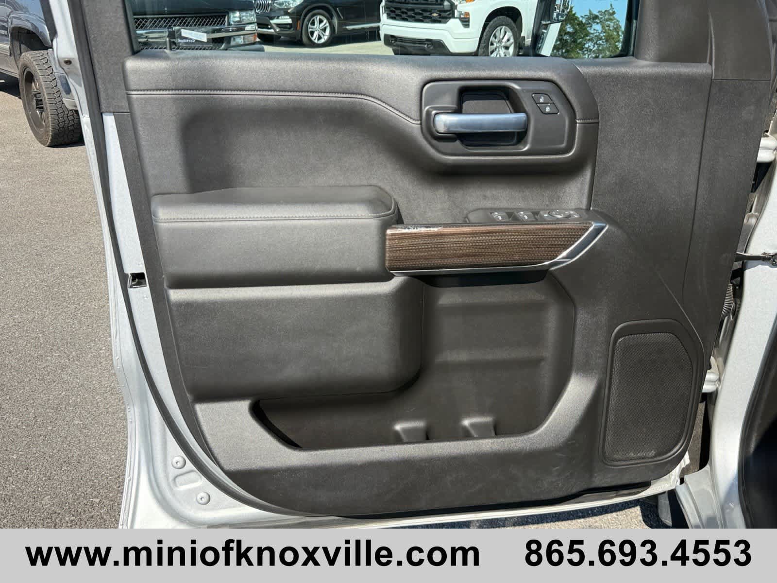 Used 2020 Chevrolet Silverado 1500 RST AWD/4WD image 16