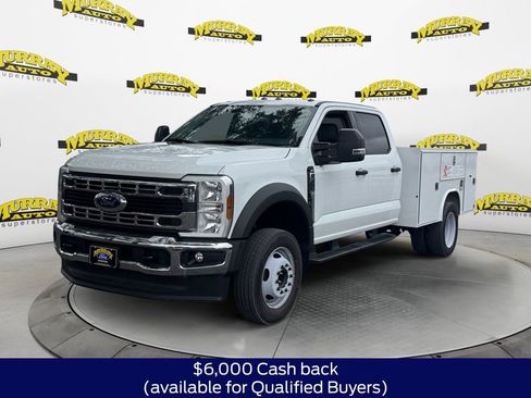 New 2025 Ford F450 XLT w/ XLT Value Package image 1