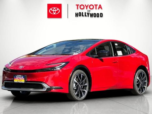 New 2026 Toyota Prius Plug-In Hybrid FWD image 7