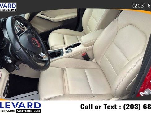 Used 2016 Mercedes-Benz GLA 250 4MATIC image 28