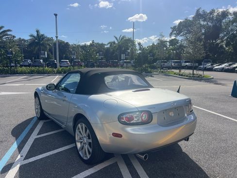 Used 2007 MAZDA MX-5 Miata Touring image 16