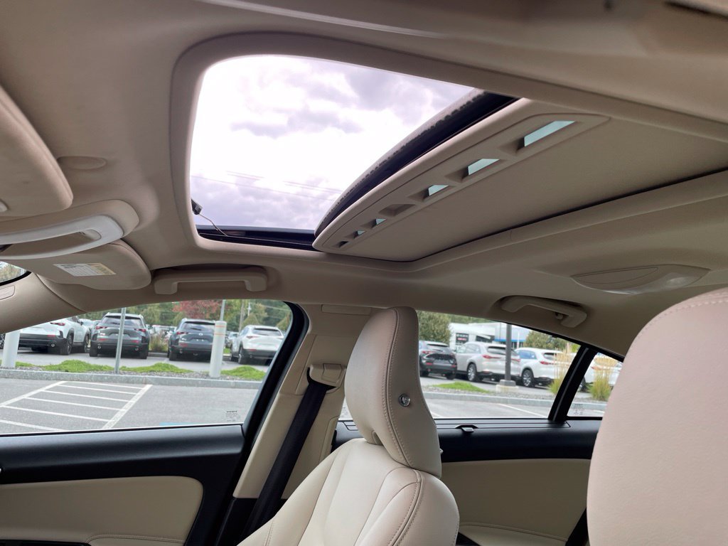 Used 2018 Volvo S60 T5 Inscription w/ Climate Package AWD/4WD image 11