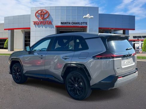 Used 2026 Toyota RAV4 SE w/ Weather Package FWD image 5