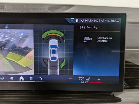 Certified 2024 BMW X6 xDrive40i w/ Premium Package image 26