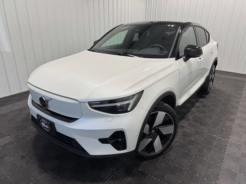 Used 2022 Volvo C40 P8 Recharge Ultimate image 47