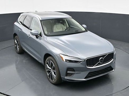 Used 2022 Volvo XC60 T8 Inscription Expression w/ Advanced Package AWD/4WD image 27