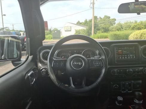 Used 2023 Jeep Wrangler Unlimited Sport AWD/4WD image 19