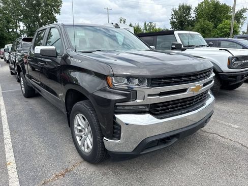 Used 2021 Chevrolet Silverado 1500 LT AWD/4WD image 5