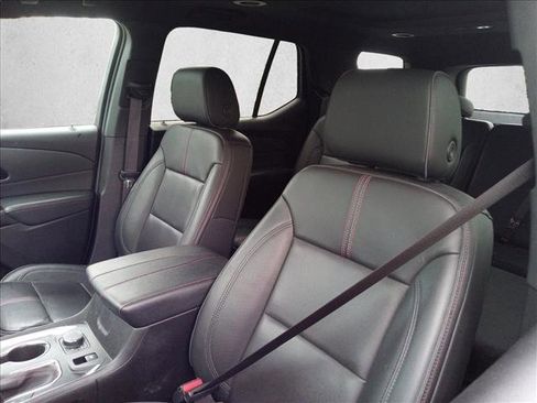Used 2023 Chevrolet Traverse RS AWD/4WD image 7
