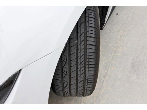 Used 2024 Ford Mustang EcoBoost image 22