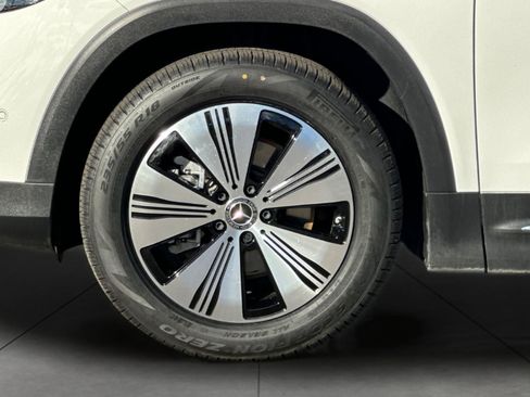 Used 2023 Mercedes-Benz EQB 300 300 w/ Exclusive Package image 5