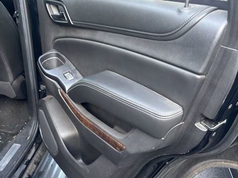 Used 2016 Chevrolet Tahoe LT w/ Luxury Package image 32