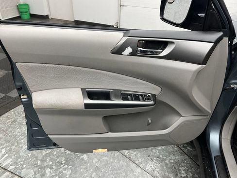 Used 2012 Subaru Forester 2.5X Limited image 7