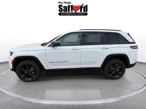 New 2025 Jeep Grand Cherokee Altitude AWD/4WD image 6